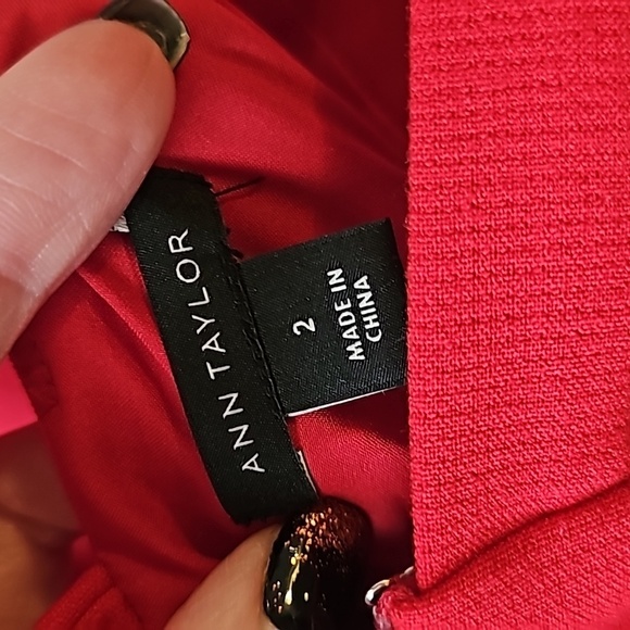 Ann Taylor red crepe Flounce dress pretty strap back sz 2 - Picture 3 of 4